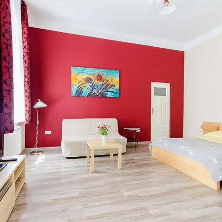 קרקוב Fantasia Apartments מראה חיצוני תמונה