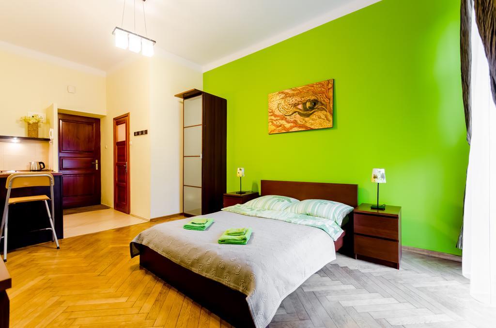 קרקוב Fantasia Apartments מראה חיצוני תמונה