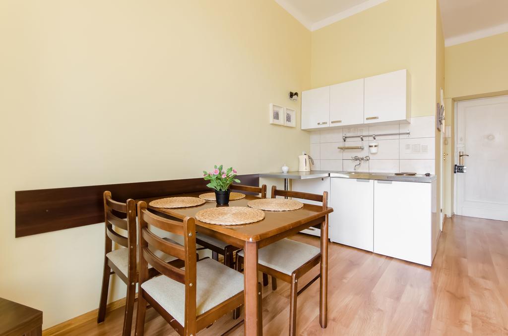קרקוב Fantasia Apartments מראה חיצוני תמונה