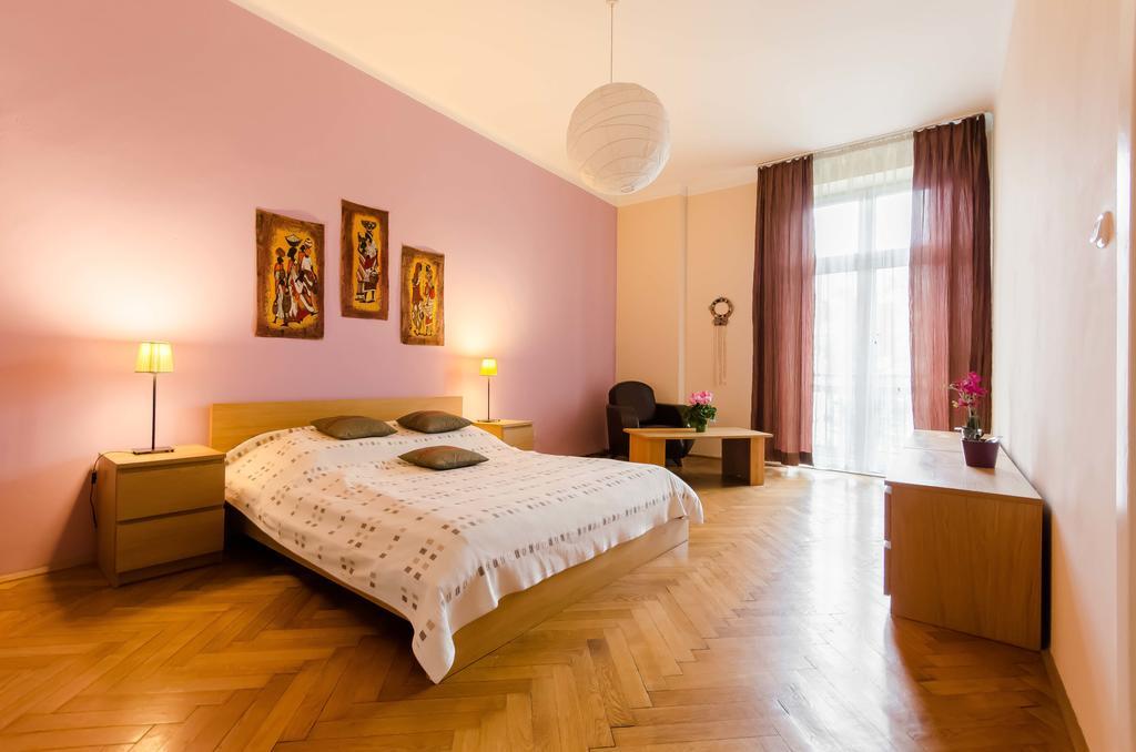 קרקוב Fantasia Apartments מראה חיצוני תמונה