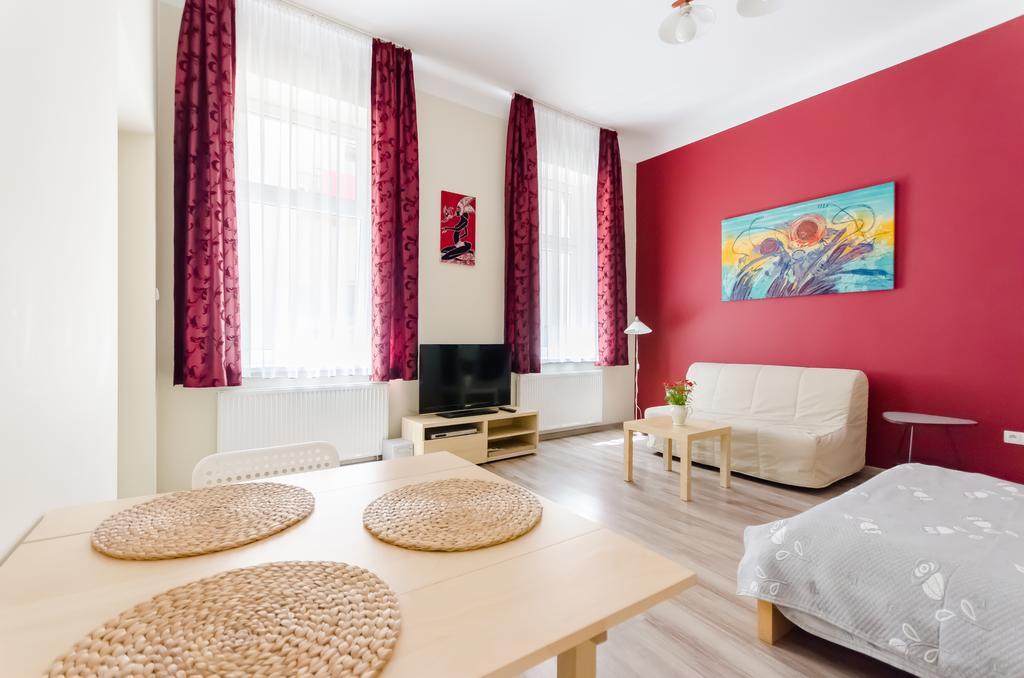 קרקוב Fantasia Apartments מראה חיצוני תמונה