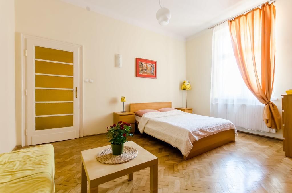 קרקוב Fantasia Apartments מראה חיצוני תמונה